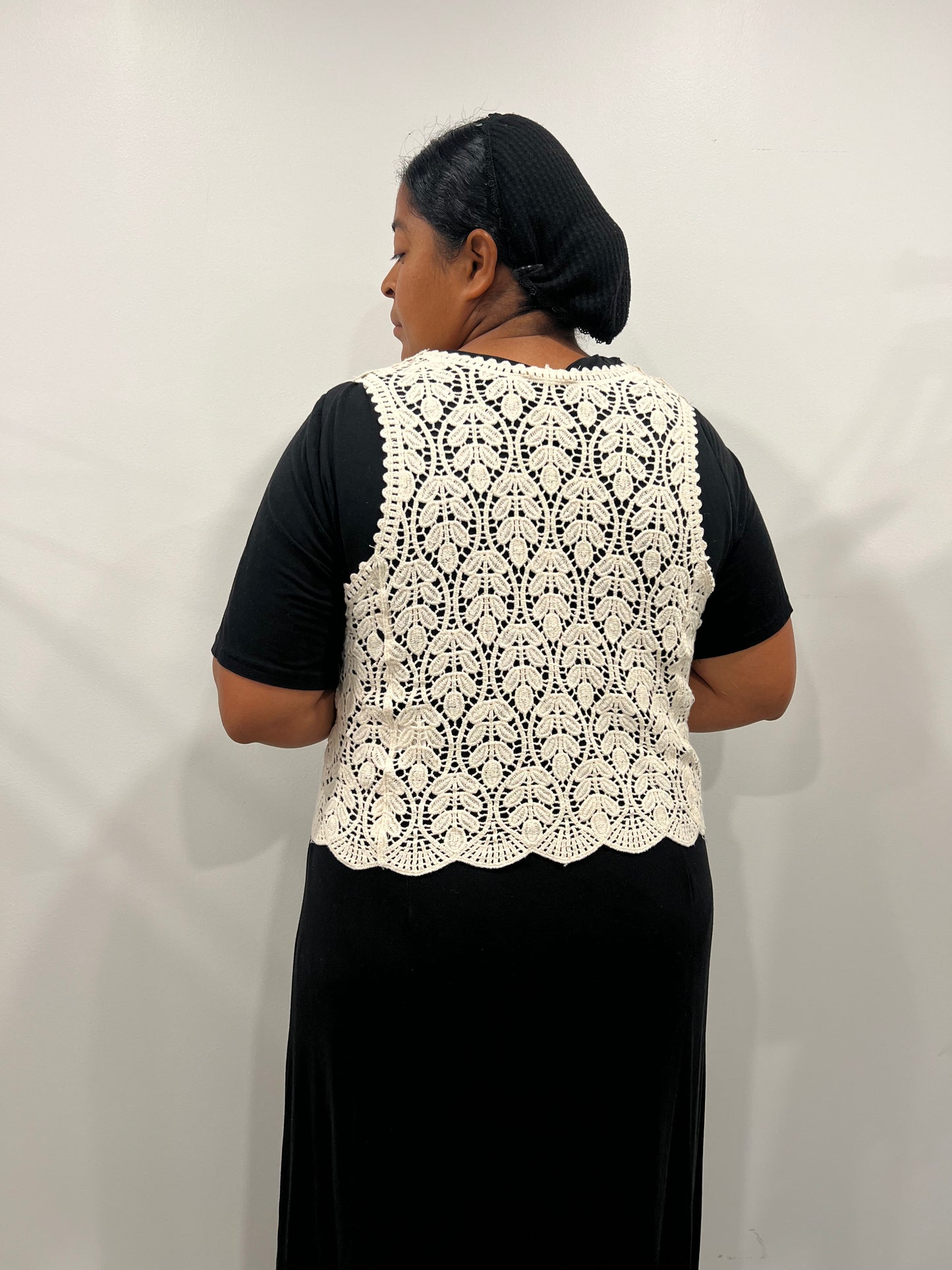 BETSY CROCHET VEST